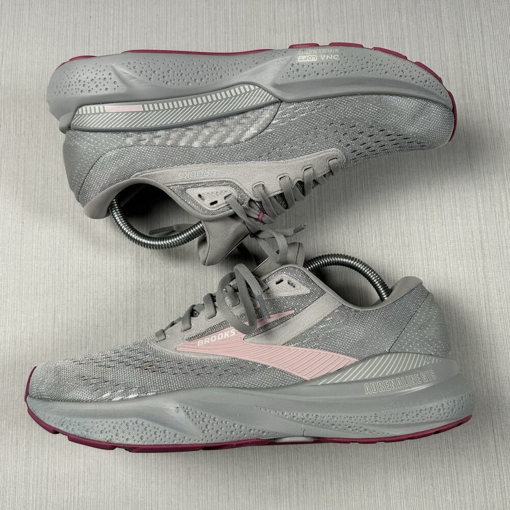Brooks Adrenaline GTS 24 Womens Size 10 Narrow Gray Running Sneakers 1204262A019